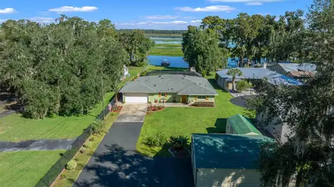 5911 W RIVERBEND RD — home for sale