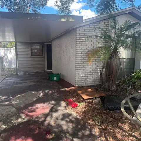 8240 RAVENCROFT DR — home for sale