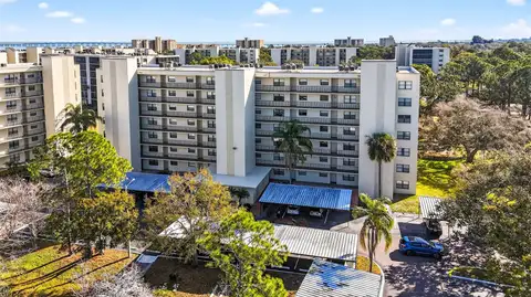 800 COVE CAY DR #7D — home for sale
