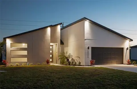 24399 SW KINGSWAY CIR — home for sale