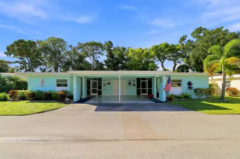 6272 GREEN VIEW CIR #114 — home for sale