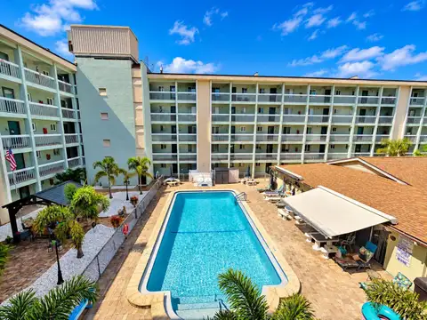 801 83RD AVE N #322 — home for sale