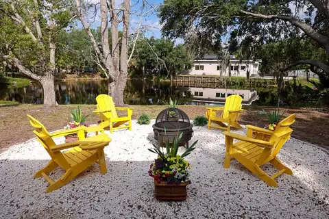 405 MANOR BLVD — home for sale
