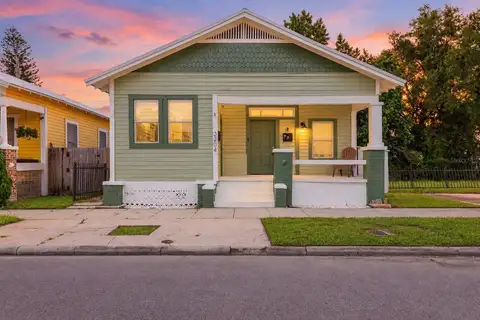2204 N 10TH ST — home for sale