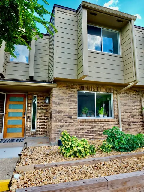 427 OAK HAVEN DR — home for sale