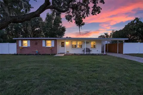 3009 S NORTHVIEW RD — home for sale