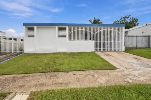 Calle 15 H18 URB. VILLA LINARES — home for sale