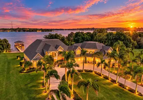 492 SUNSET POINTE DR — home for sale
