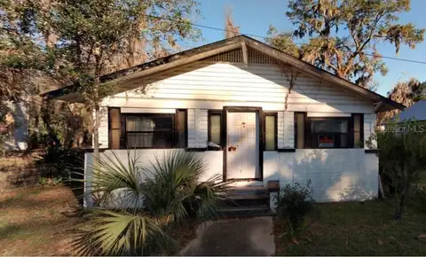 737 NW 4TH ST — home for sale