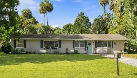 556 OLIVER DR — home for sale