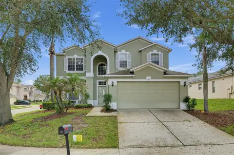 913 HENLEY CIR — home for sale