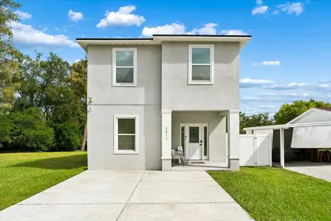 7911 N PACKWOOD AVE — home for sale