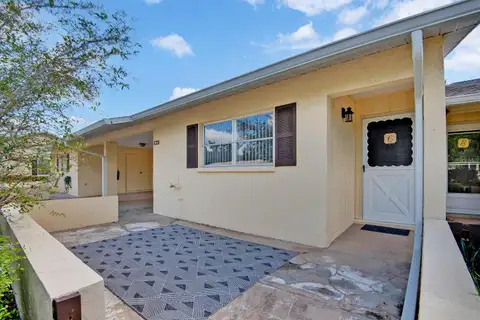 390 301 BLVD W #10C — home for sale