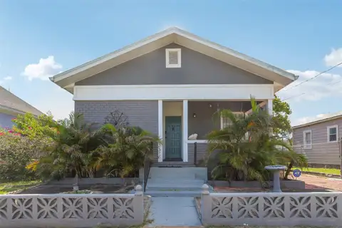 2318 W CORDELIA ST — home for sale