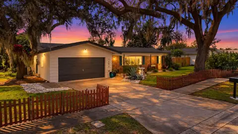 1595 PEACEFUL LN N — home for sale