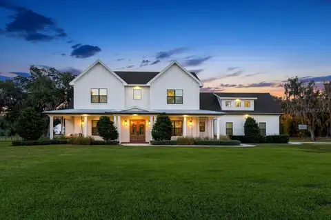 888 TWIN OAKS LN — home for sale