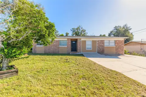 228 E HOLLY DR — home for sale
