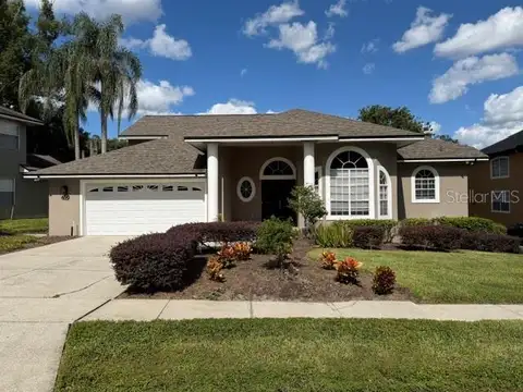 690 OAK HOLLOW WAY — home for sale