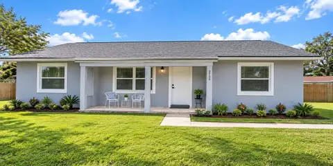 3702 SW 148TH PL — home for sale