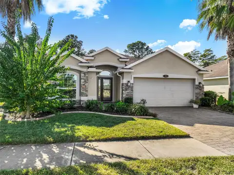 21 ARROWHEAD DR — home for sale