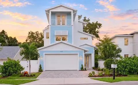 1647 SIESTA DR — home for sale