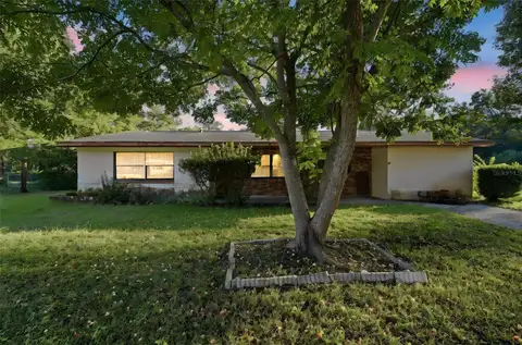 900 NE 45TH PL — home for sale